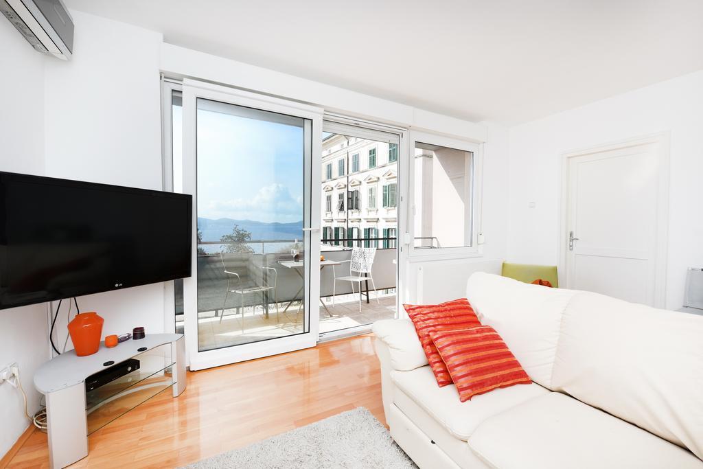 Apartment Jelena Zadar Bagian luar foto